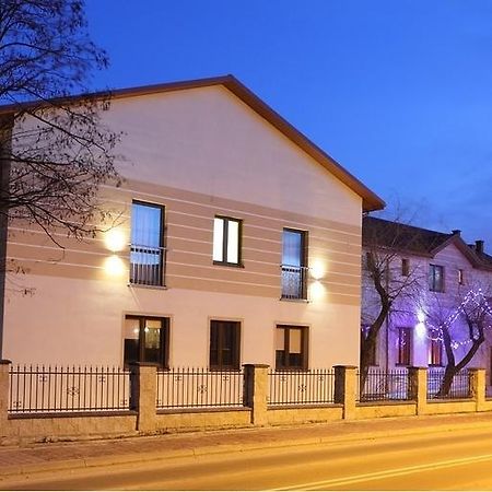 Hotel Stara Fabryka Malogoszcz Екстер'єр фото