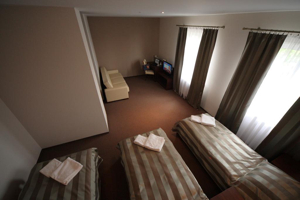 Hotel Stara Fabryka Malogoszcz Номер фото